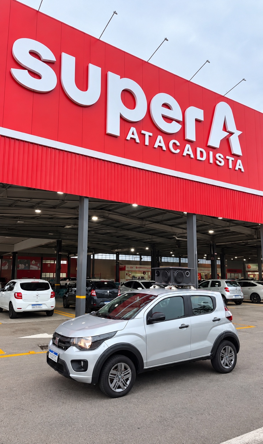 Carro de Som — ação em atacadista