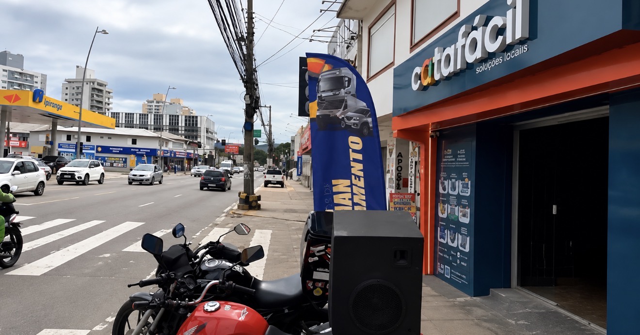 Moto Som — ação em comércio local